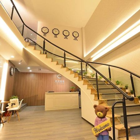 Ching She Hotel Тайнань Экстерьер фото