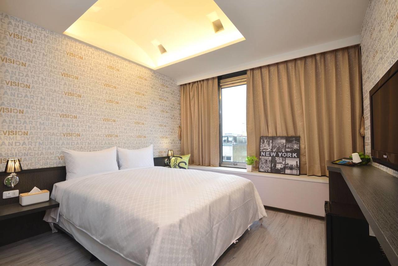 Ching She Hotel Тайнань Экстерьер фото